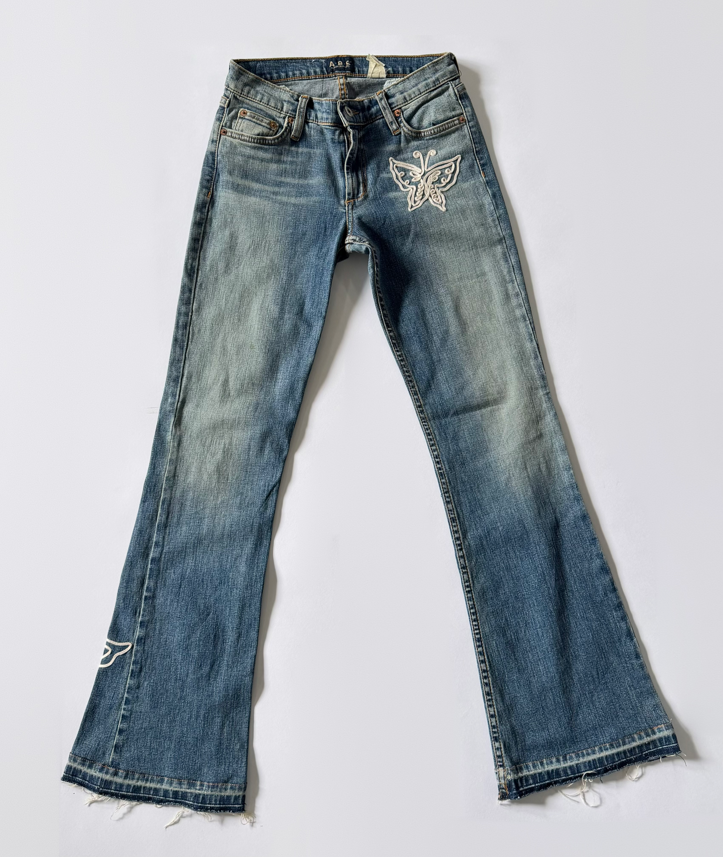Butterfly embroidered wash Jeans