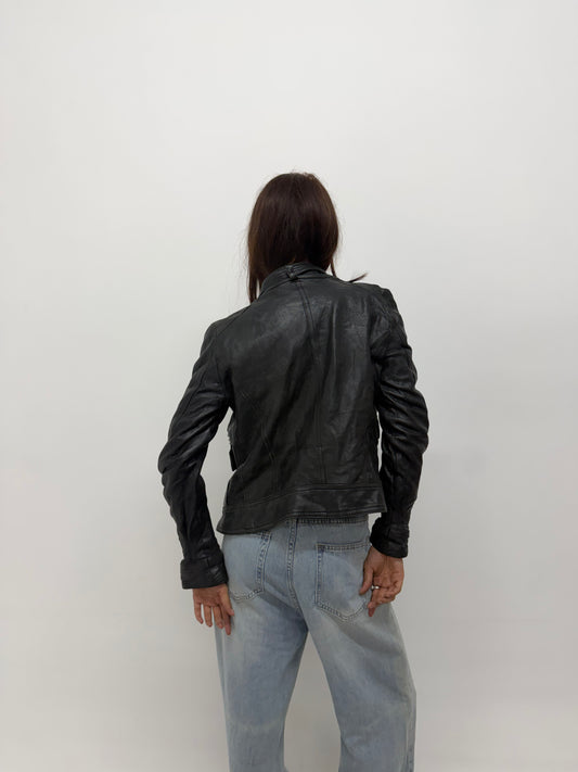 Women’s Vintage Black Fitted Biker Leather Jacket