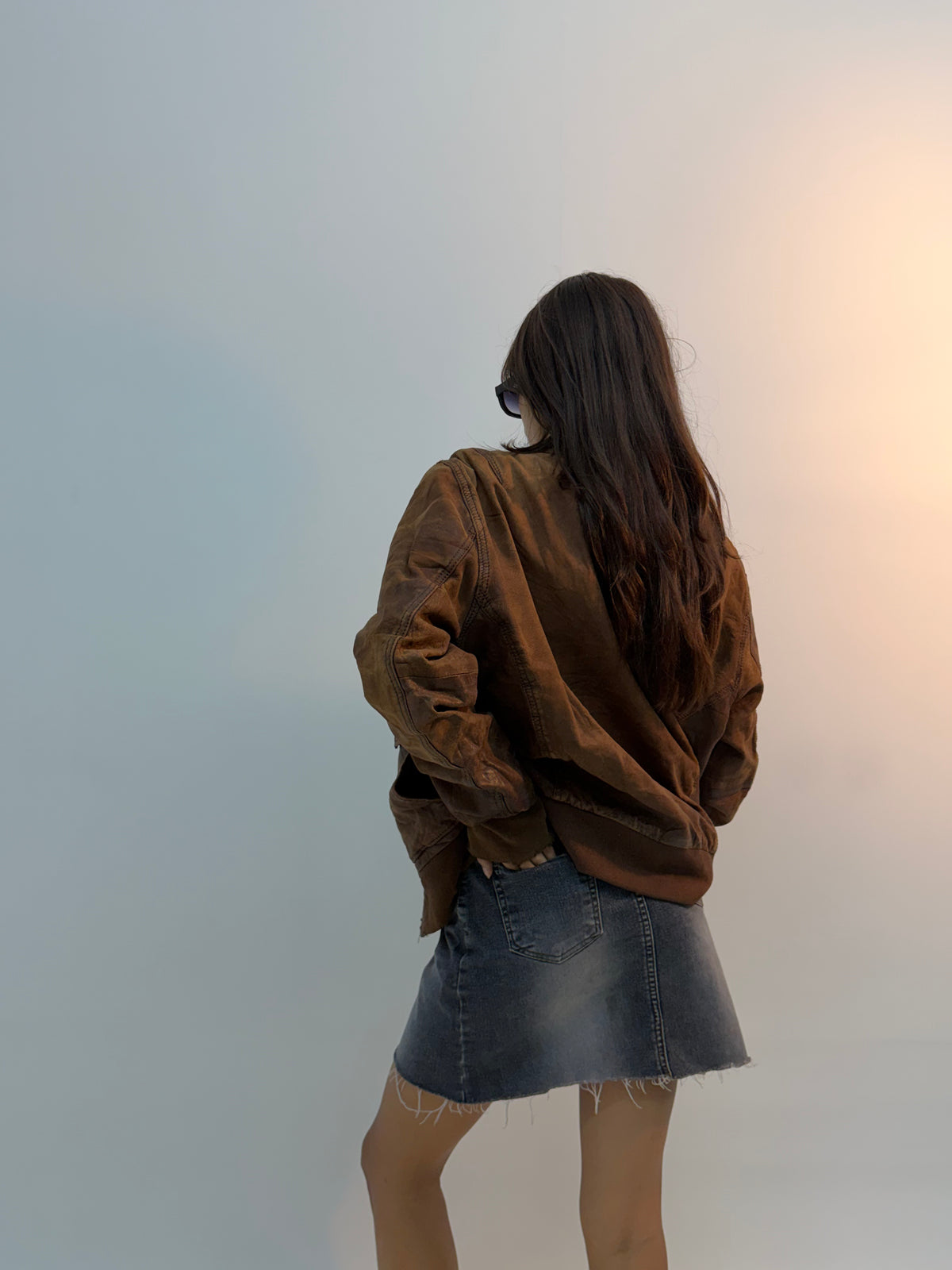 Unisex Distressed Collared Brown Relaxed Fit Bomber Leather Jacket