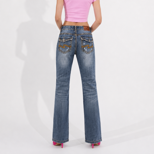 Women's Jeans – Light Wash Straight Fit