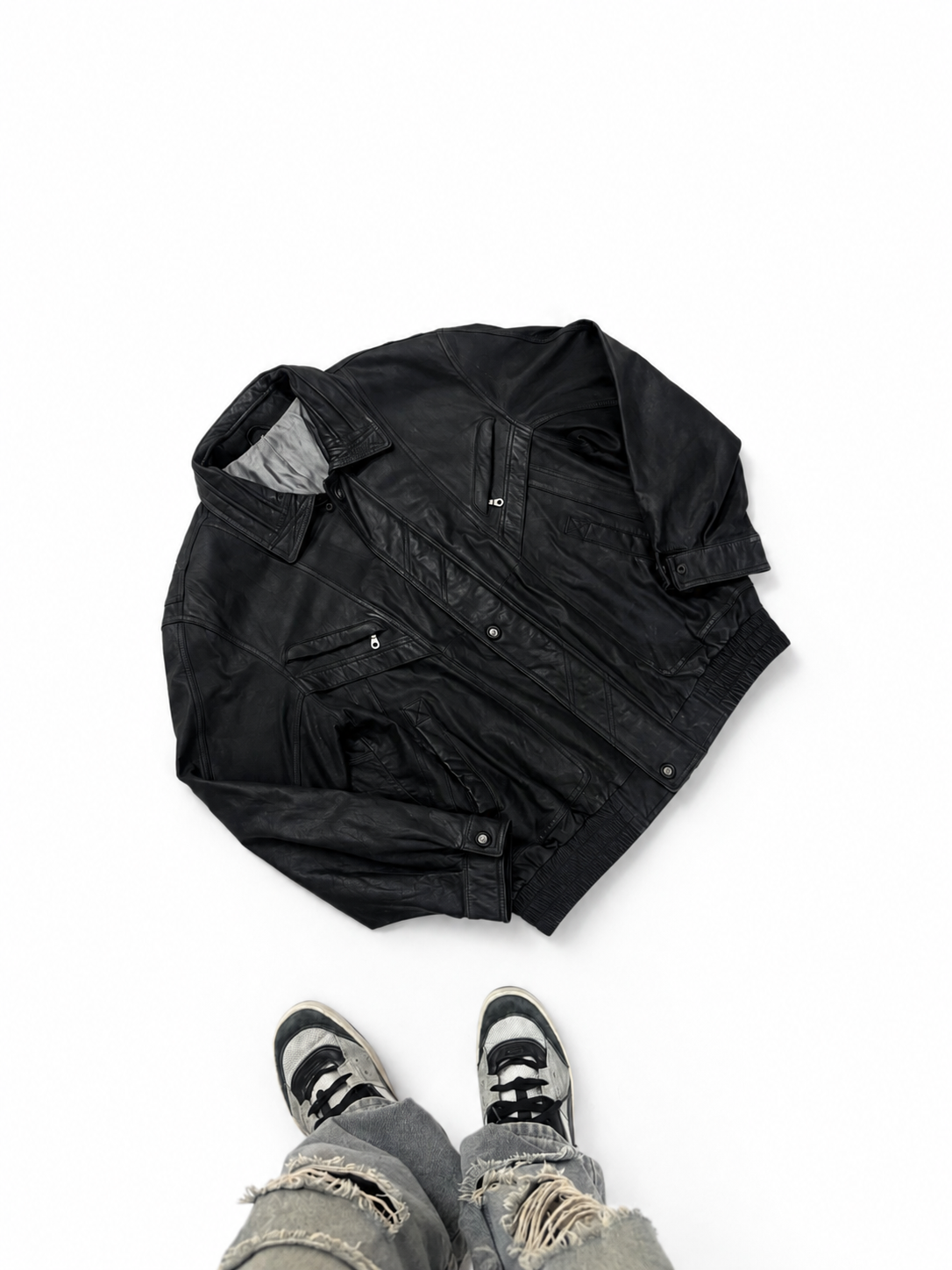 Vintage Unisex Black Leather Bomber Jacket with Utility Zip Pockets