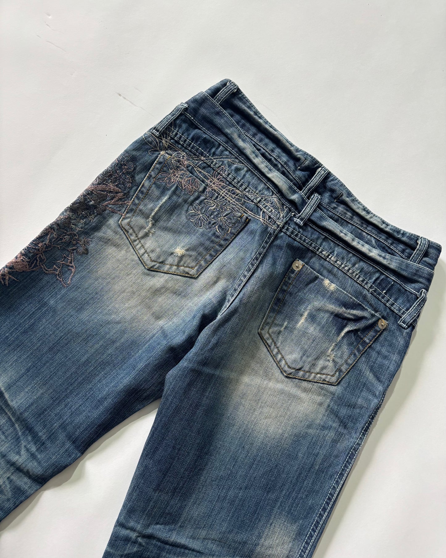 Women's Jeans Embroidered Light Wash Straight-Leg