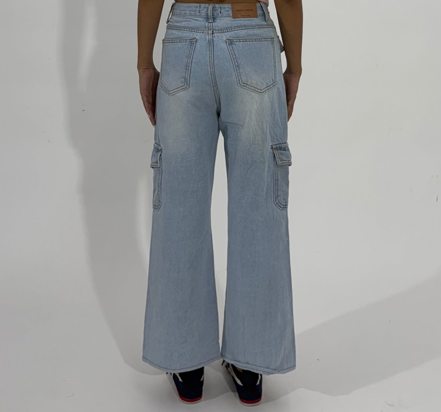 Women's Jeans Light Wash Wide-Leg Cargo