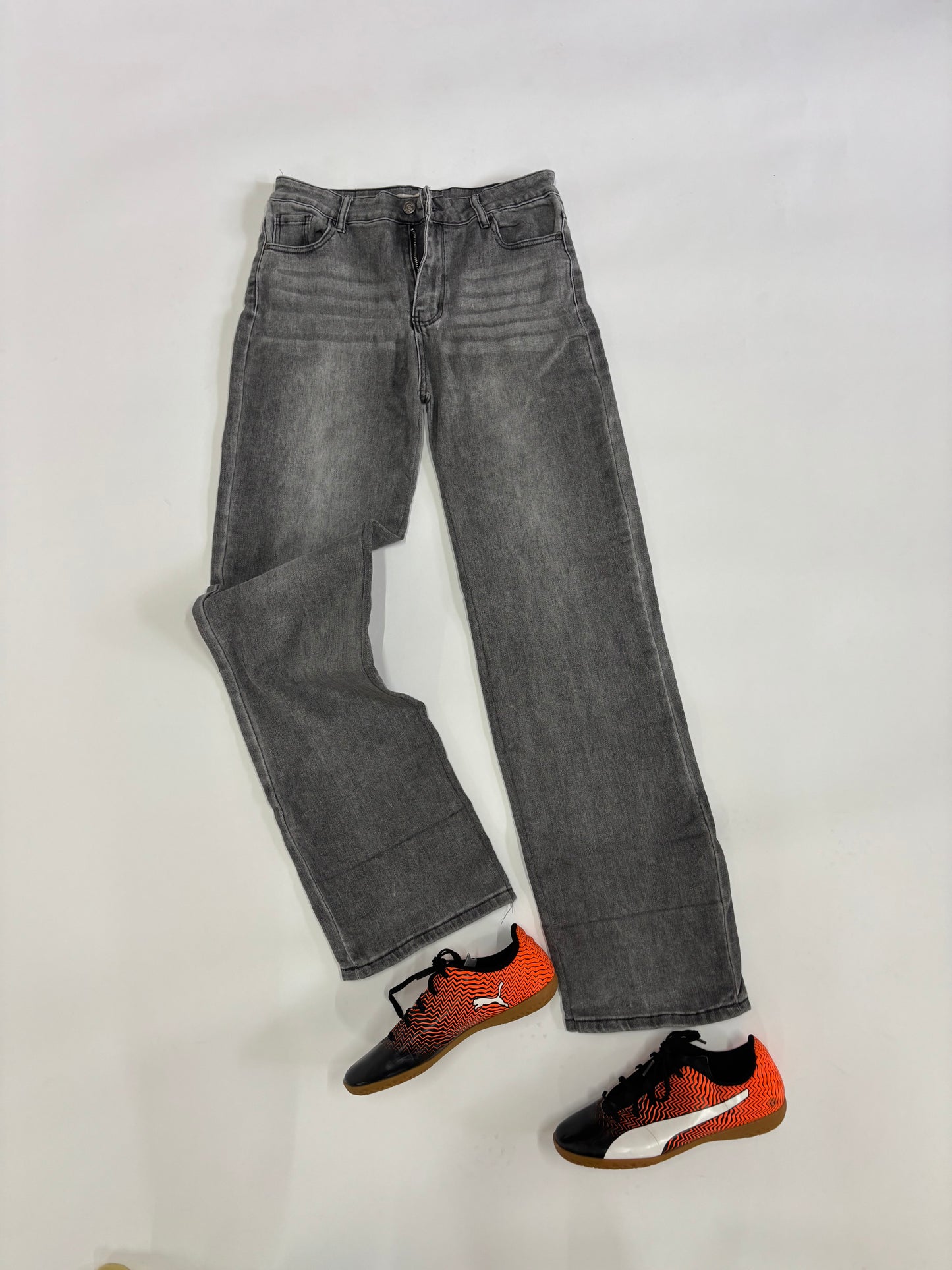 Men's Charcoal Wash Straight-Leg Denim