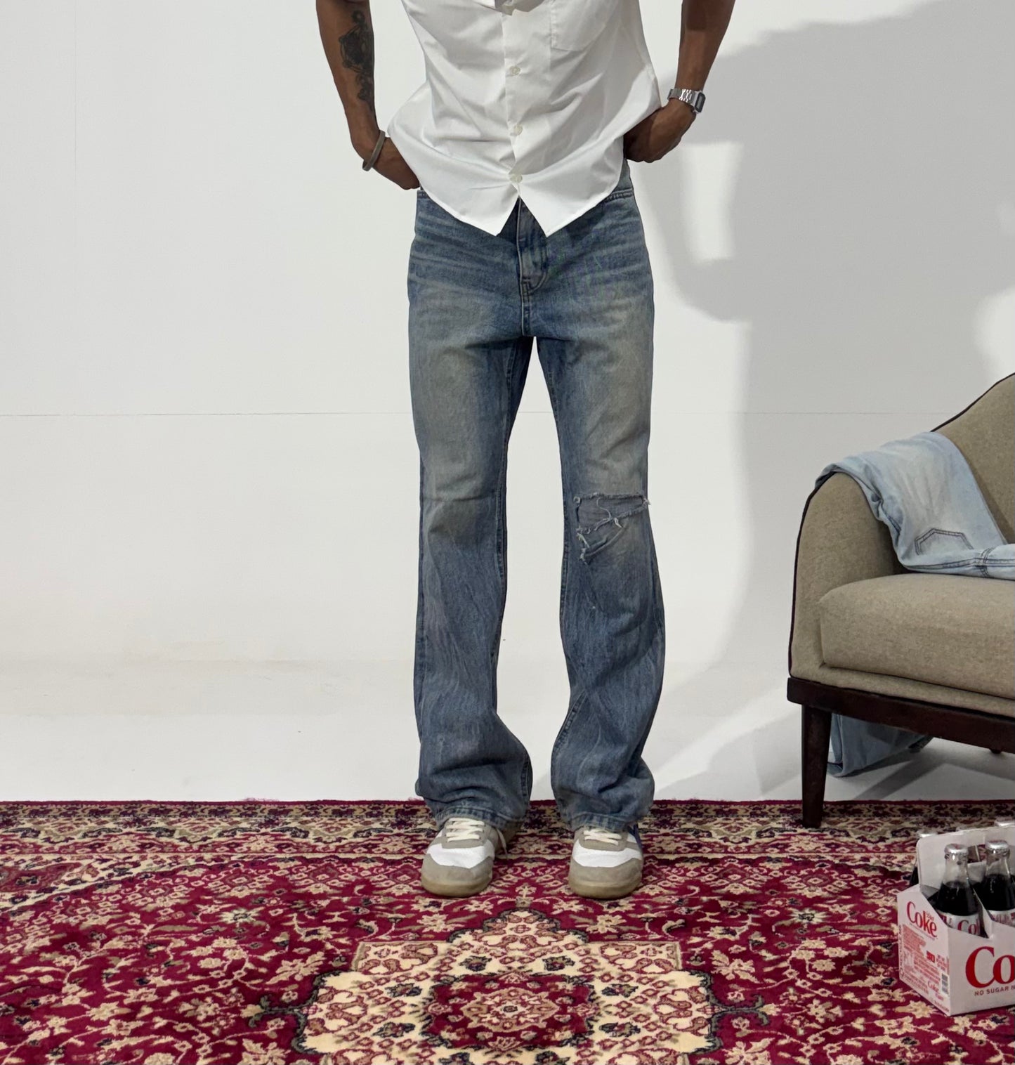 Men's Distressed Vintage Wash Relaxed Fit Denim