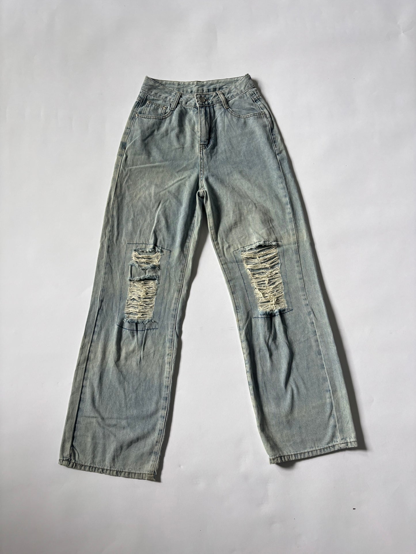 Ripped Washed Jeans