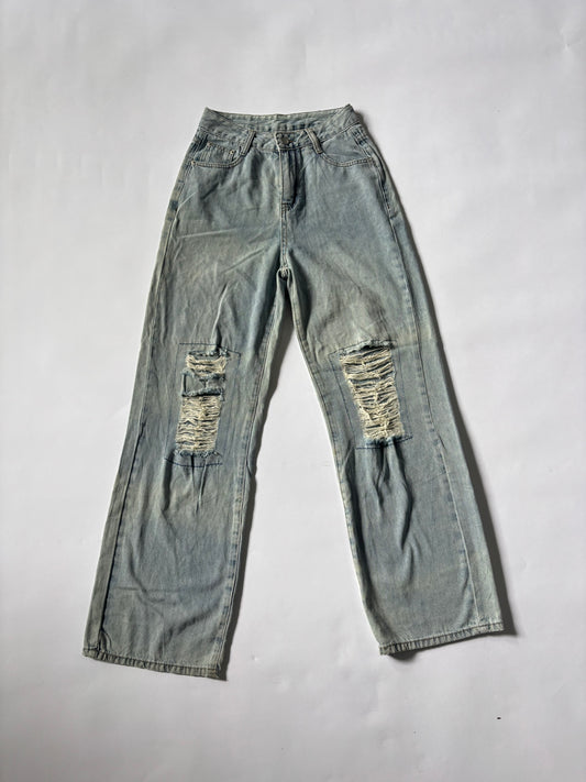 Ripped Washed Jeans