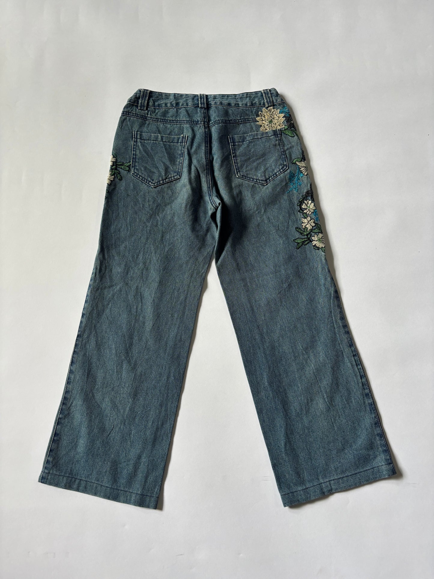 Floral embroidered Jeans