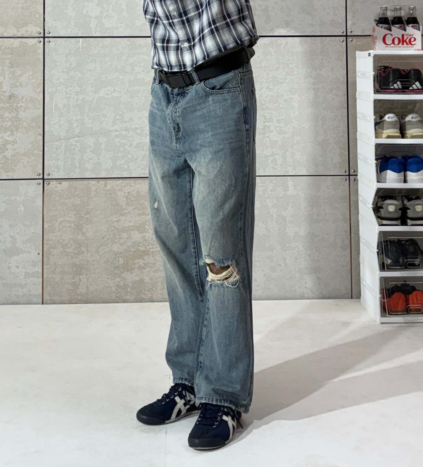 Men's Vintage Distressed Wide Leg Denim