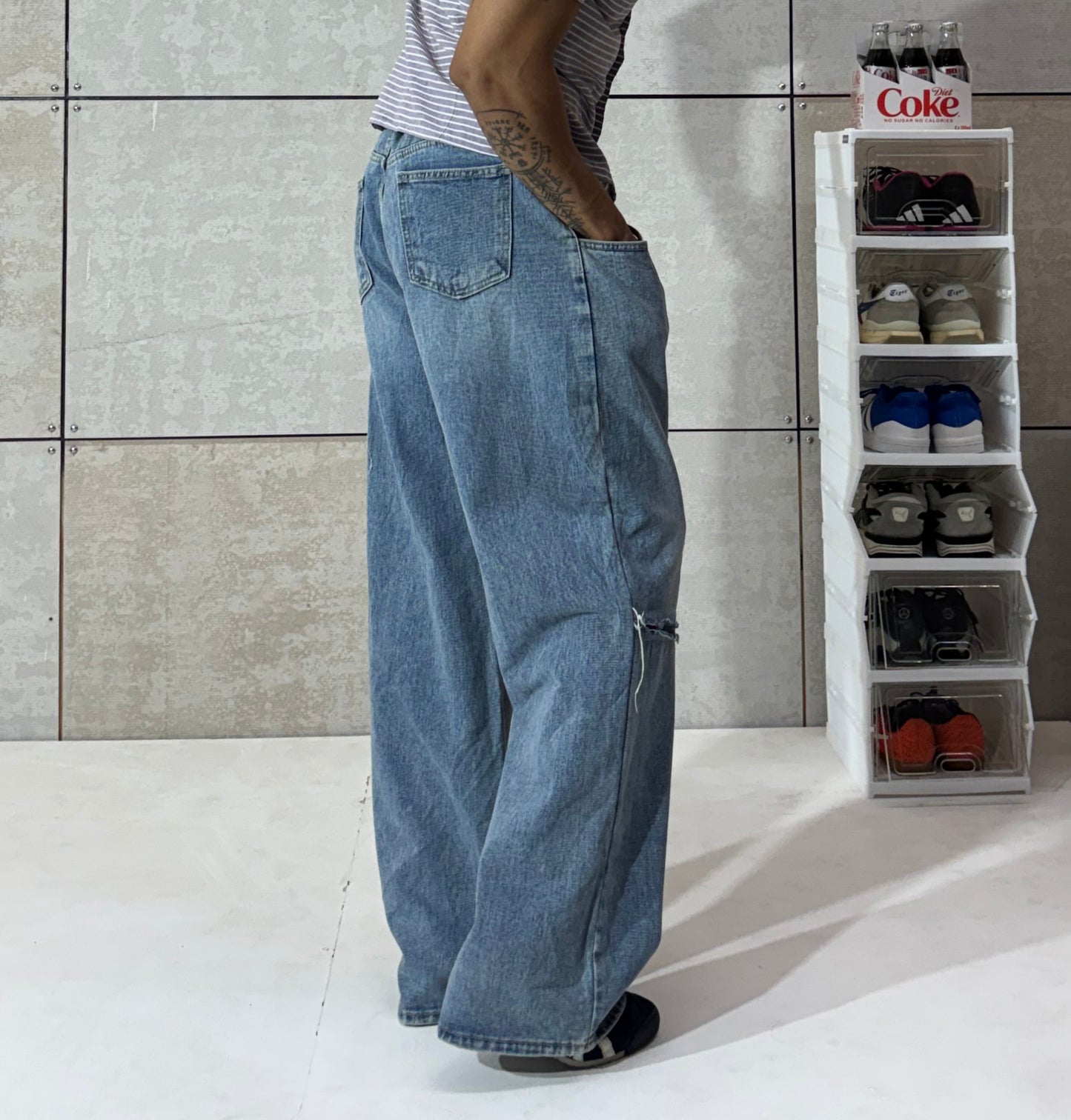 Men's Vintage Blue Distressed Baggy Denim