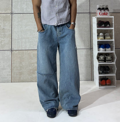 Men's Oversized Distressed Wide-Leg Denim