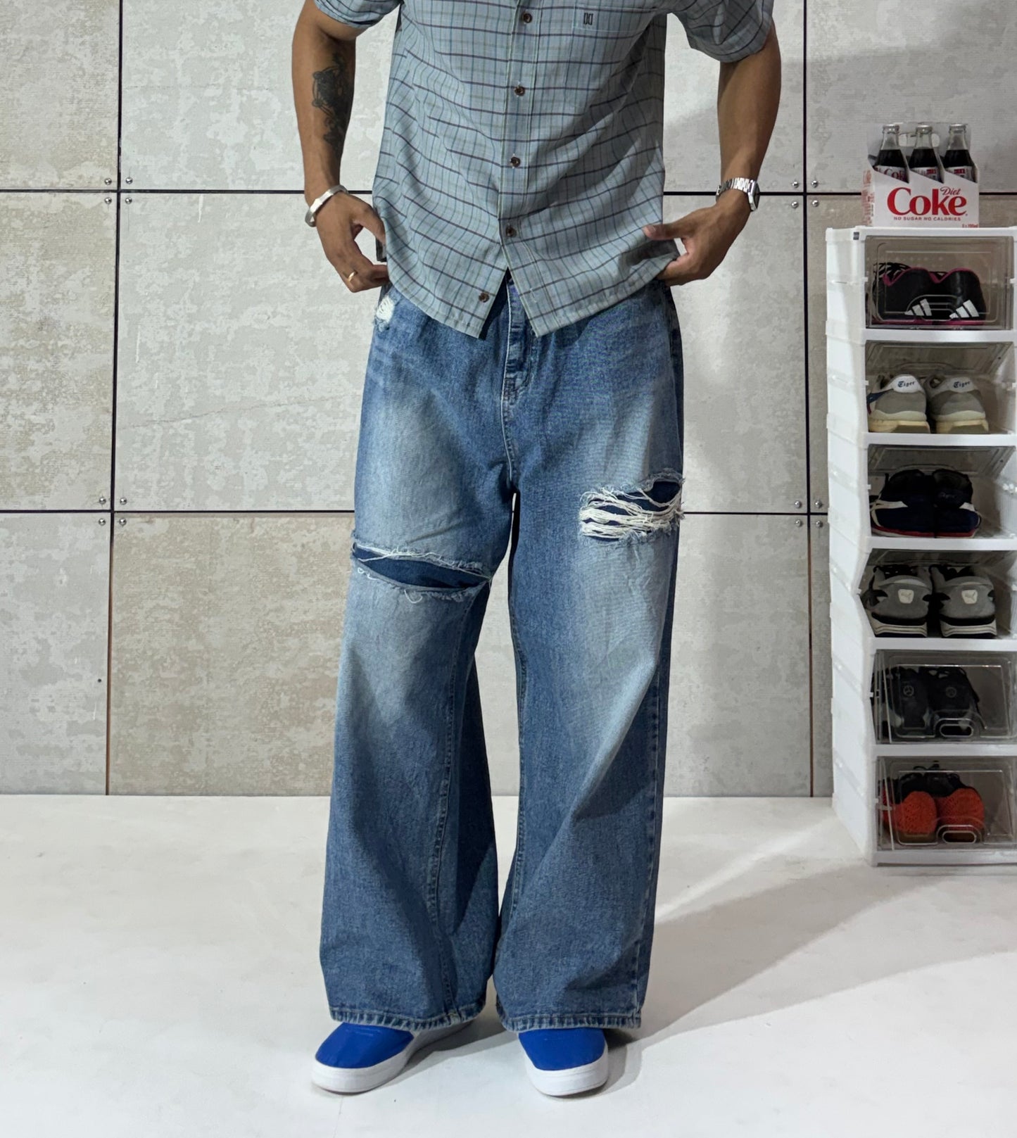 Men's Breakline Distressed Wide-Leg Denim