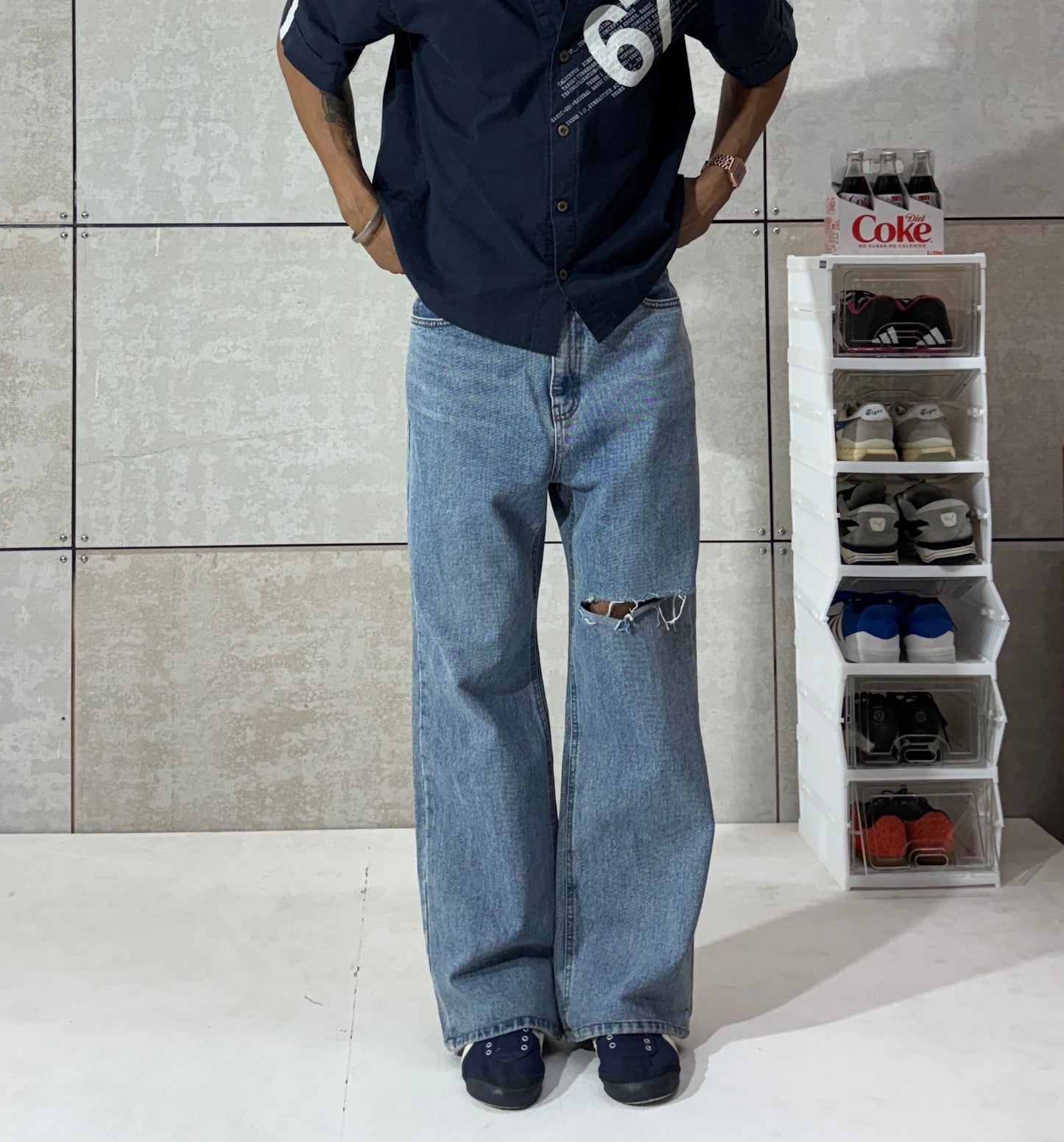 Men's Vintage Light Wash Wide-Leg Denim – Distressed Y2K Jeans