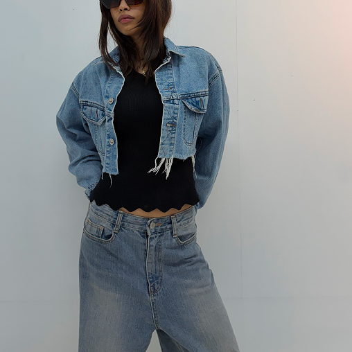 Vintage Cropped Raw Hem Denim Jacket