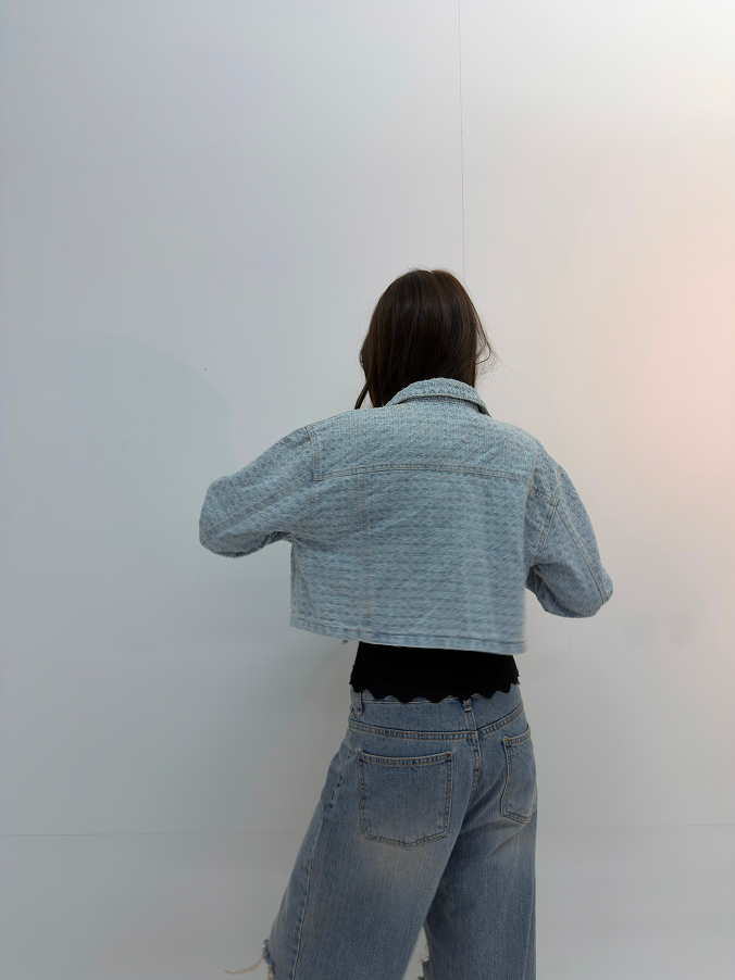 Vintage Cropped Light Wash Denim Jacket