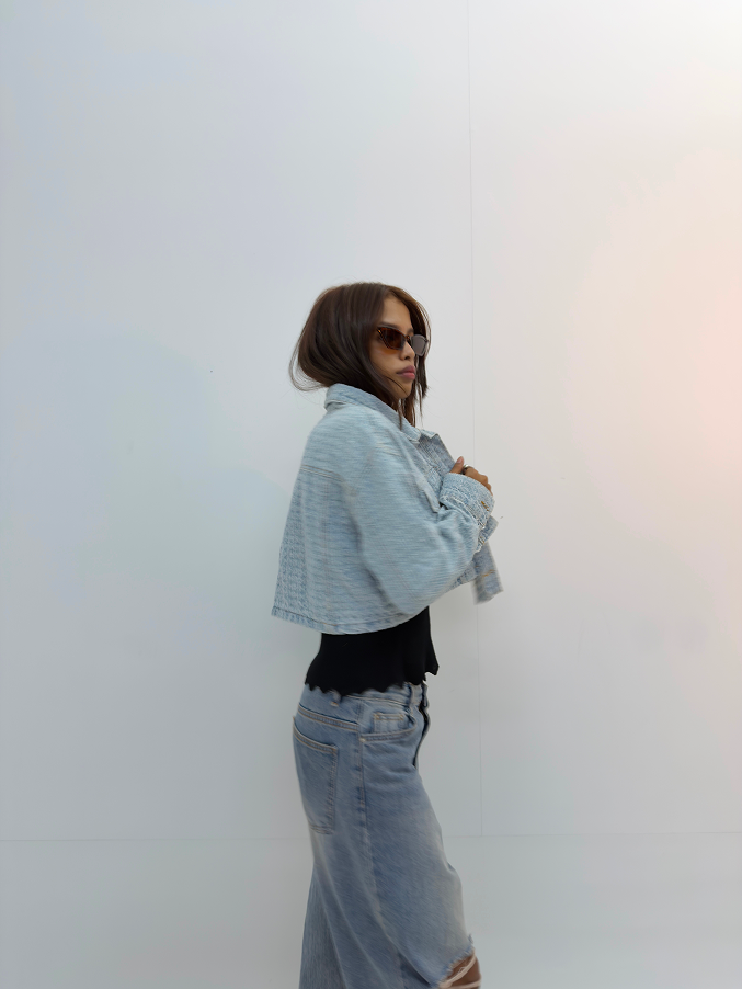 Vintage Cropped Light Wash Denim Jacket