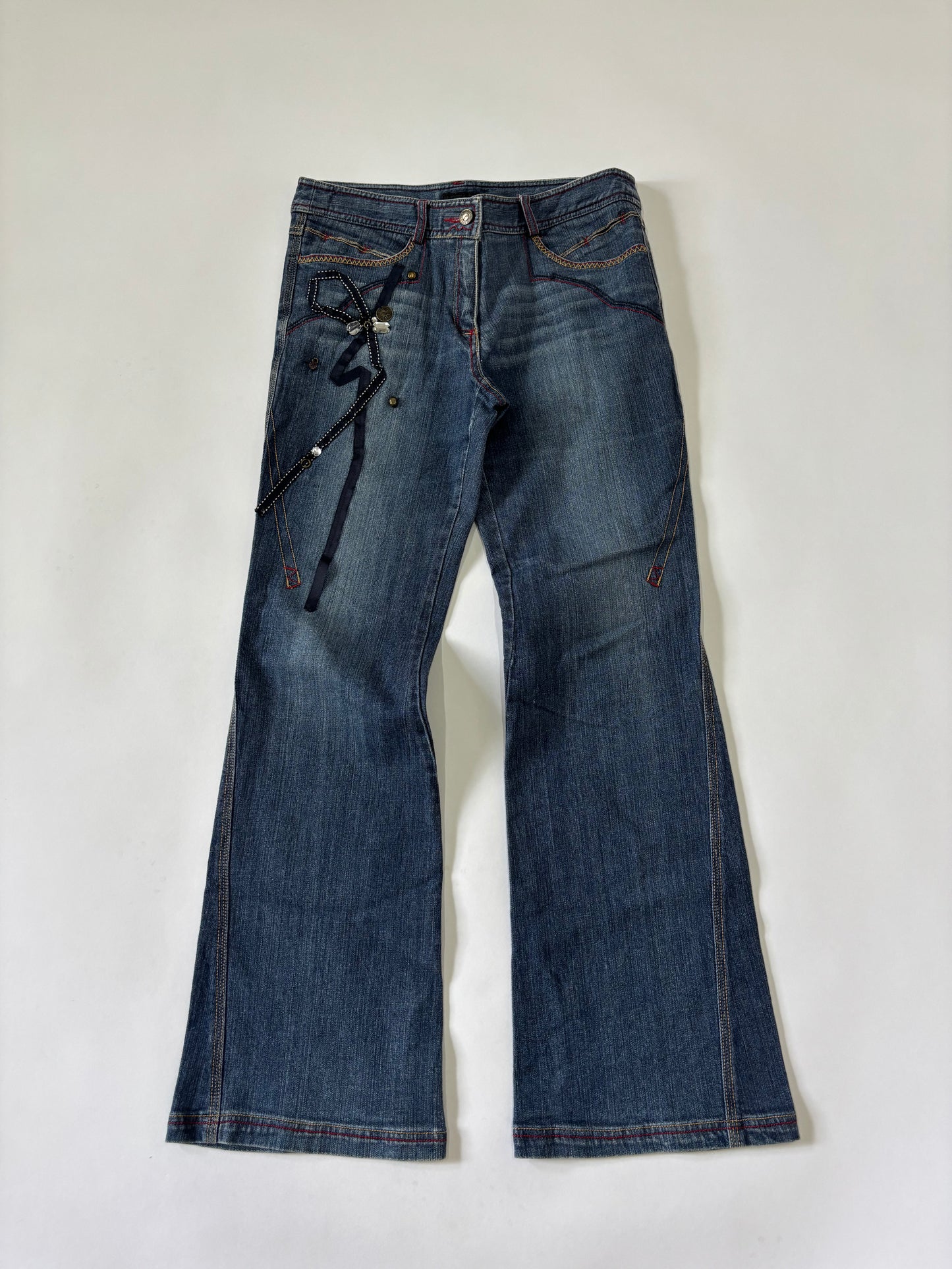 Medium wash embellish detailed denim