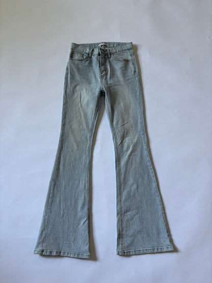 Light Wash Flared Women's Jeans