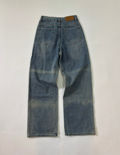 Light Wash Straight-Leg Women's Jeans