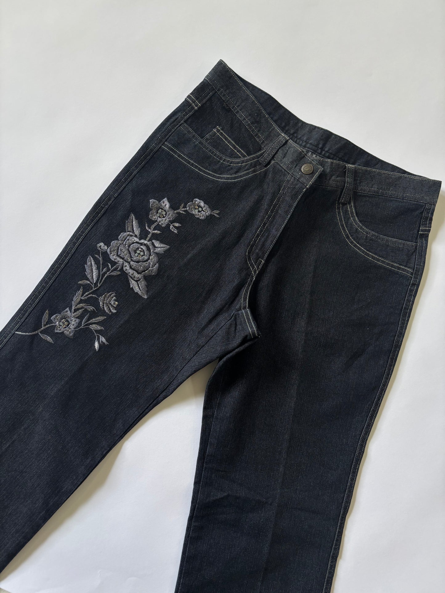 Floral Embroidered Straight Women's Jeans