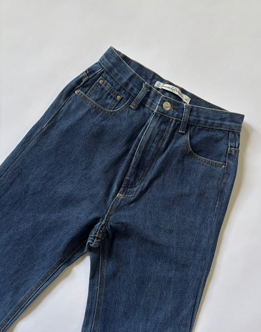 Women's Jeans Straight Leg Classic Dark Wash